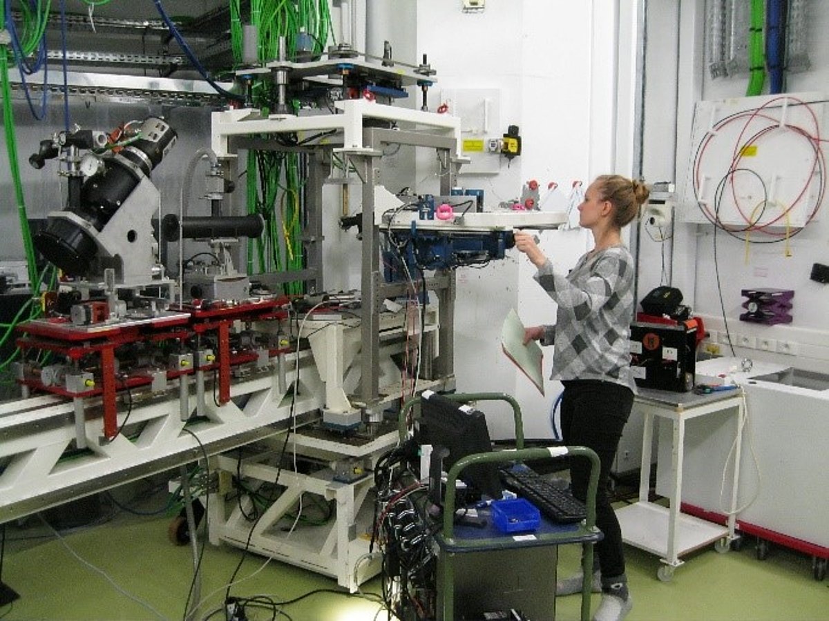 Inga Jonāne, LU Fizikas, matemātikas un optometrijas fakultātes doktorante, "Mikrotīkls" stipendijas doktorantiem eksakto, dzīvības un medicīnas zinātņu jomā ieguvēja kopš 2017./2018. akad. gada. Foto no privātā arhīva.
