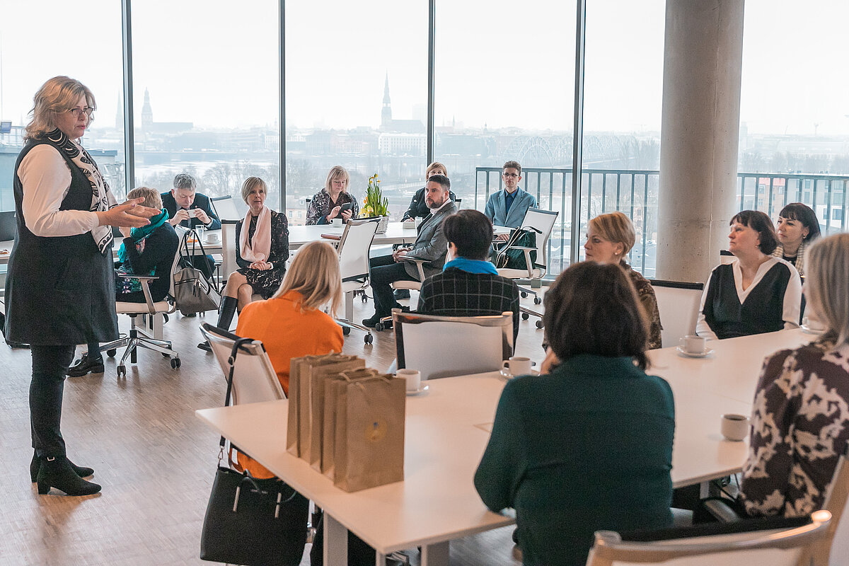Ventspils pašvaldības un izglītības iestāžu pārstāvju vizīte LU Akadēmiskajā centrā. © Foto: Toms Grīnbergs, LU Komunikācijas departaments