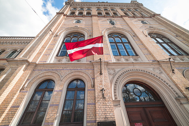 LU ar absolventu nodarbinātības rādītājiem ierindojas TOP100 pasaulē