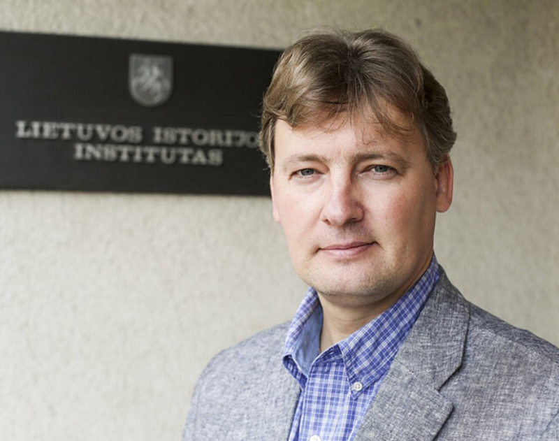 Lekcija par Latvijas un Lietuvas sociālo, ekonomisko un politisko attīstību