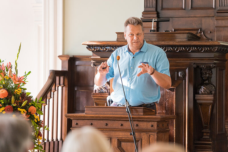 Profesora Harija Tumana publiskā lekcija “Kā rodas varoņi? Senās Grieķijas piemērs”