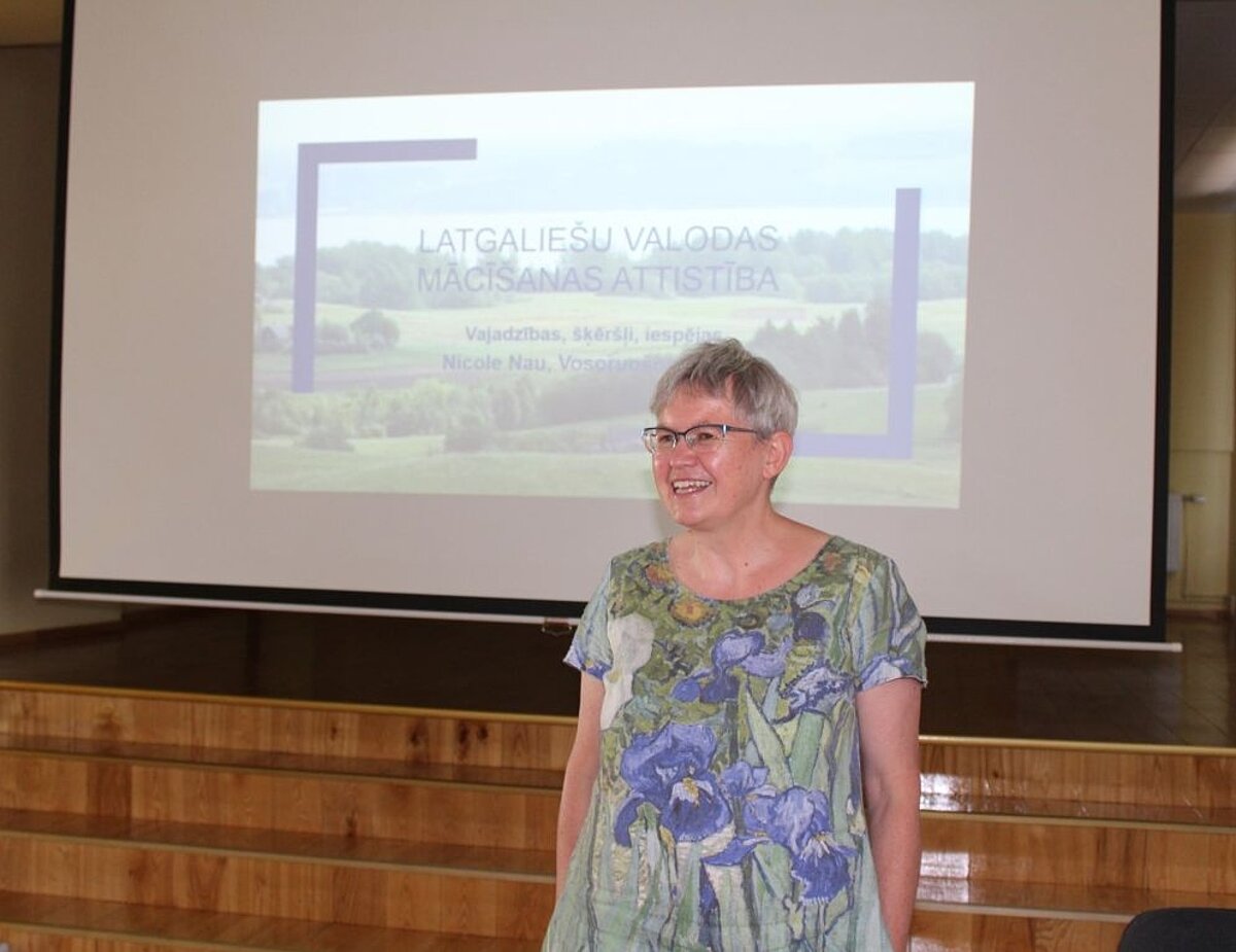 Poznaņas Adama Mickeviča universitātes profesore Nikole Naua