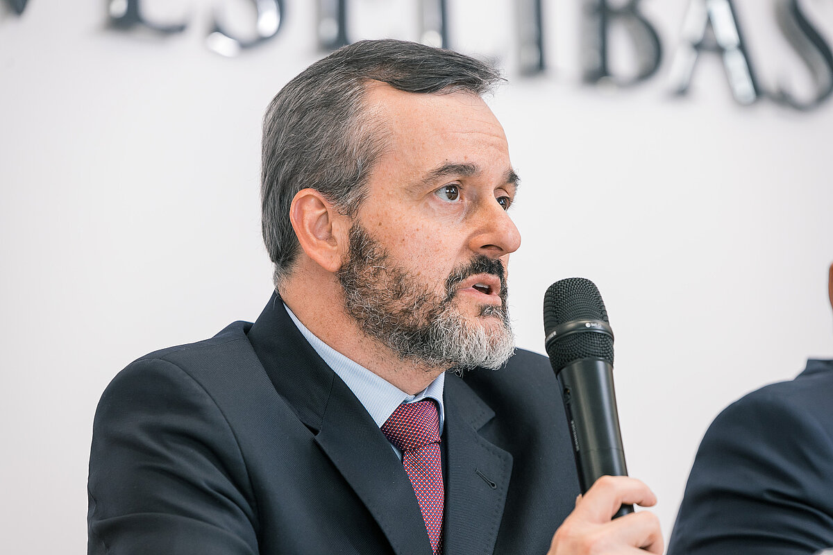 Projekta vadītājs, Pasaules Veselības Organizācijas Starptautiskās Vēža izpētes aģentūras zinātnieks Andrē Karvalju (Andre Carvalho). Foto: Toms Grīnbergs, Latvijas Universitātes Komunikācijas departaments
