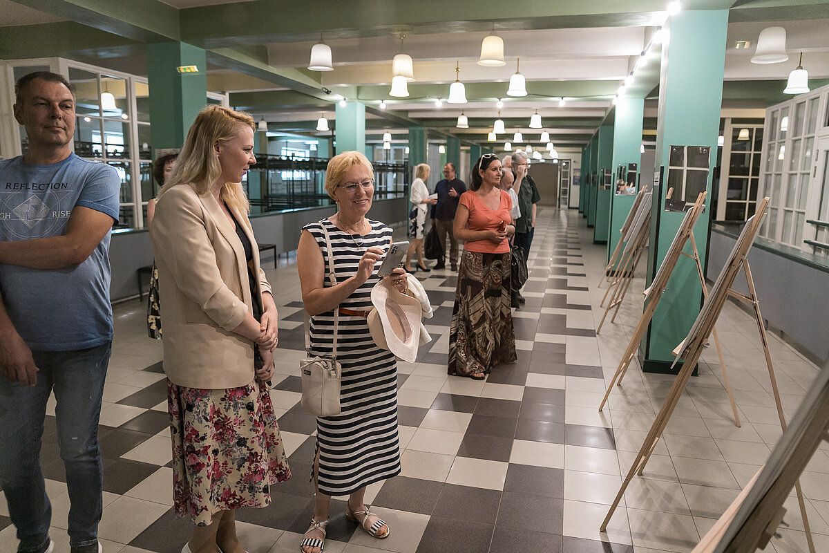 Foto izstāde "Vienoti Latvijas Universitātē un Dziesmu un Deju svētkos". Foto: Toms Grīnbergs