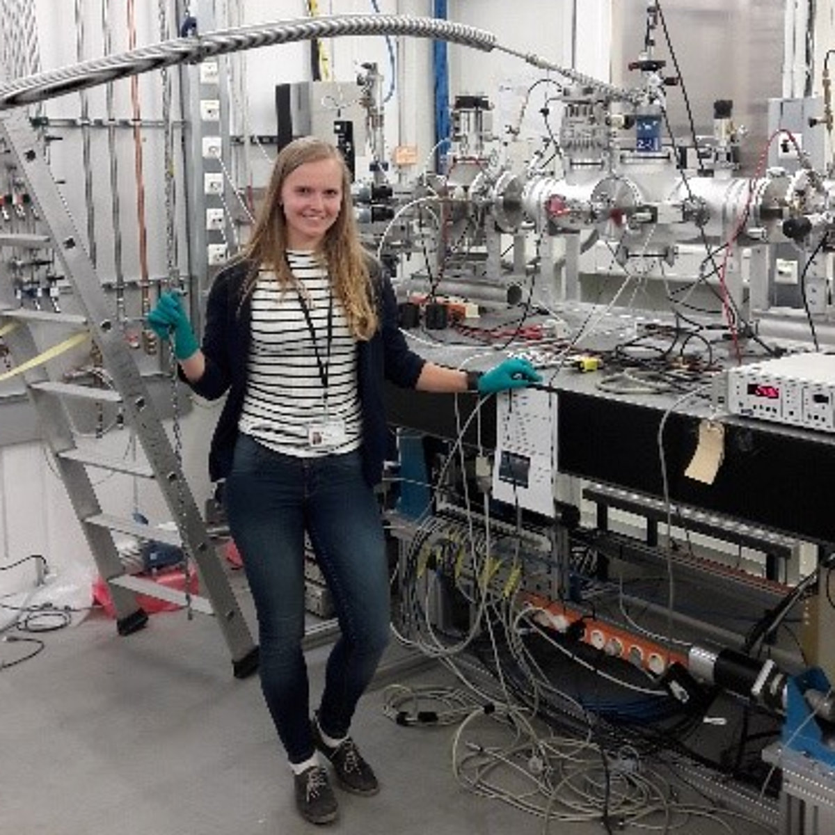 Inga Jonāne, LU Fizikas, matemātikas un optometrijas fakultātes doktorante, "Mikrotīkls" stipendijas doktorantiem eksakto, dzīvības un medicīnas zinātņu jomā ieguvēja kopš 2017./2018. akad. gada. Foto no privātā arhīva.